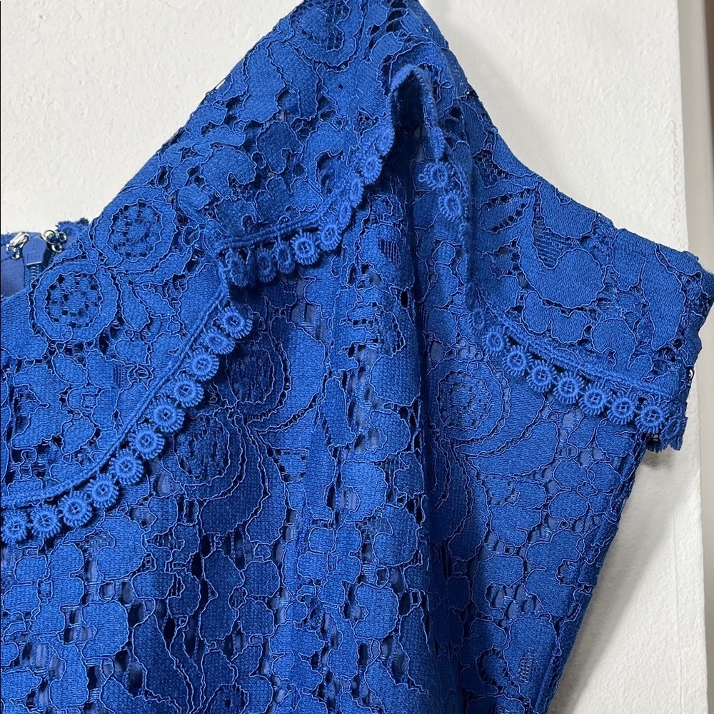 cupcakes & cashmere Blue Lace Dress - Picture 2 of 11